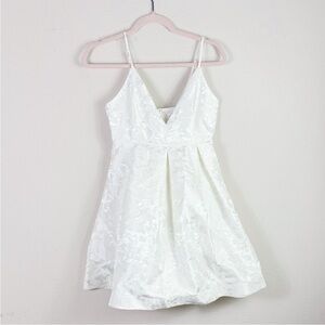 Elegant White Mini Dress